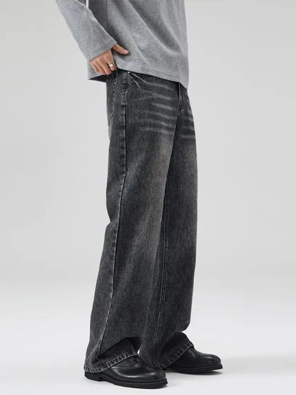 6THLANE WASH FLARE JEANS