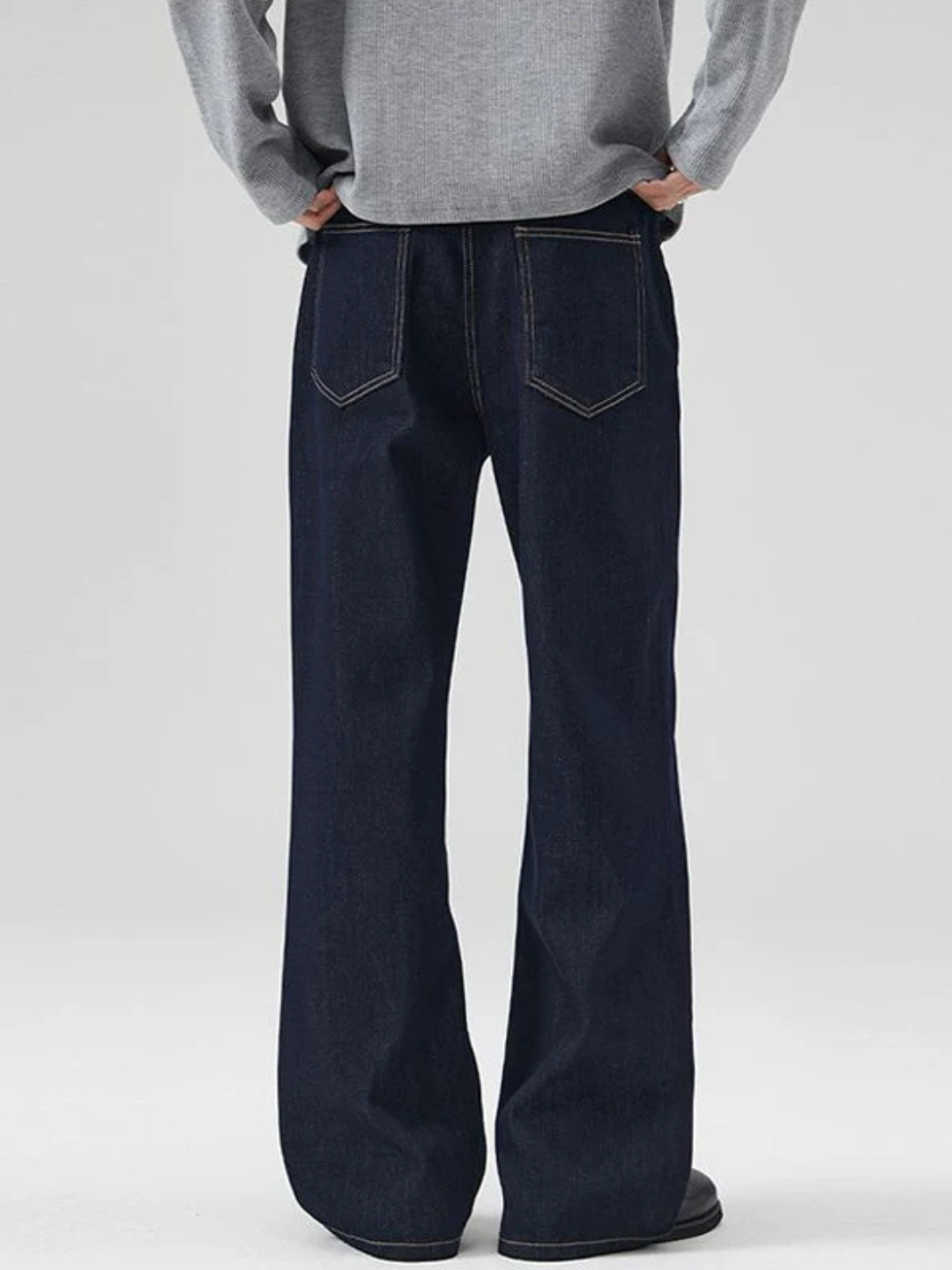WIDE LEG RAW DENIM JEANS