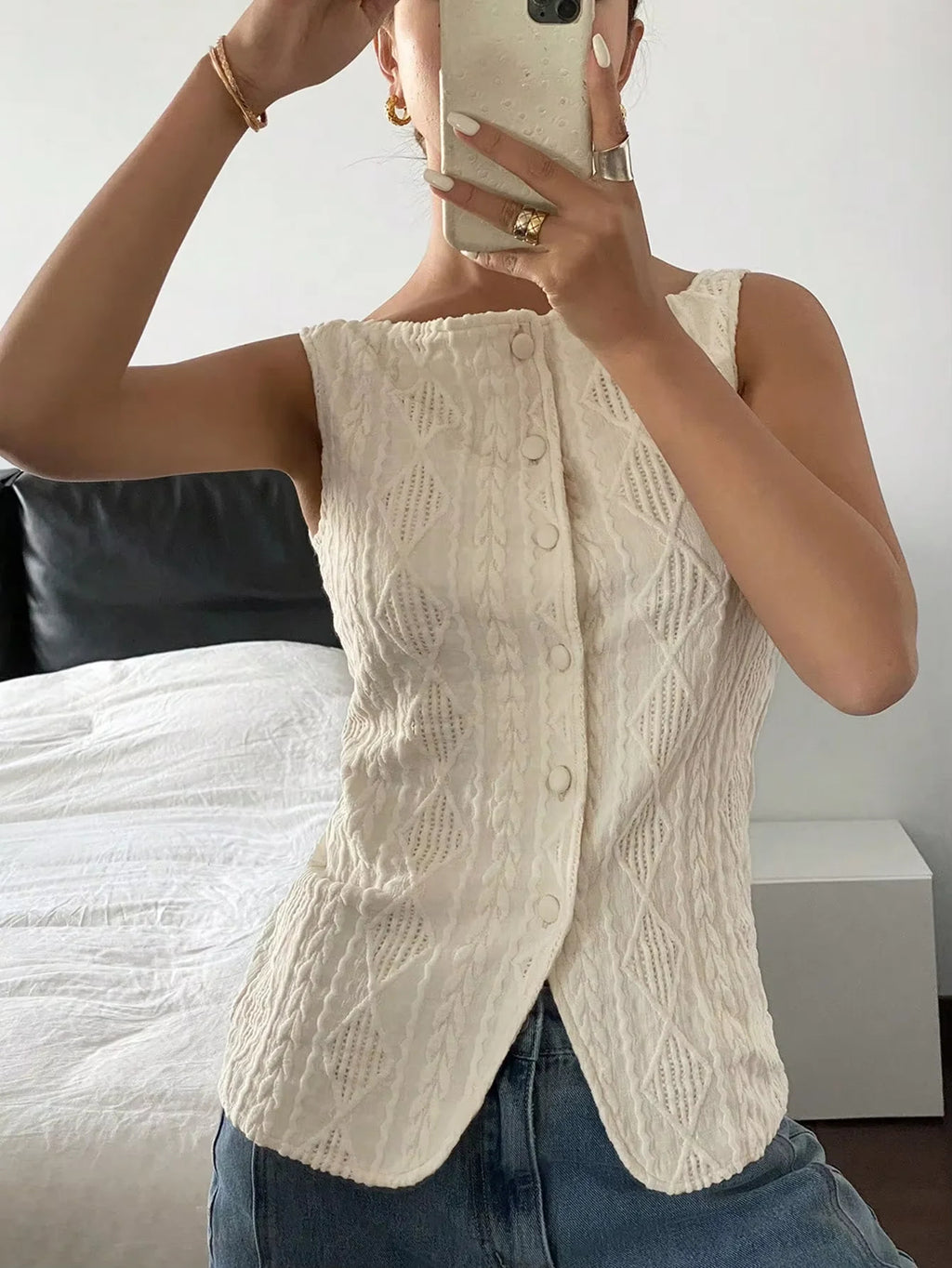 CLAIRE KNIT VEST