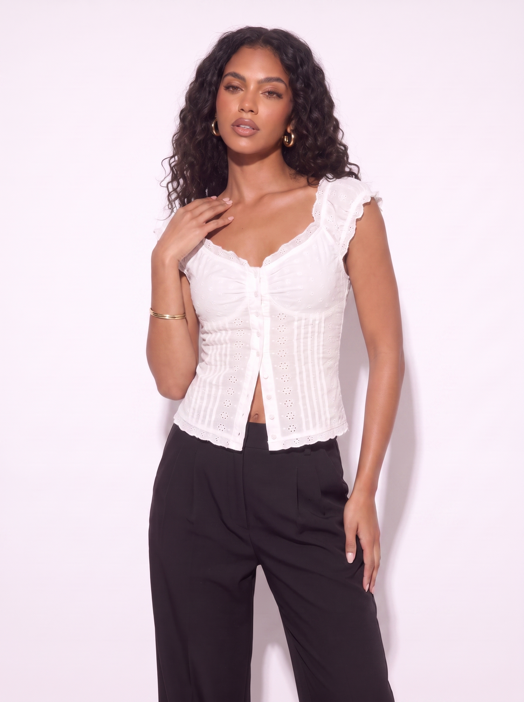 SUMMER EYELET TOP