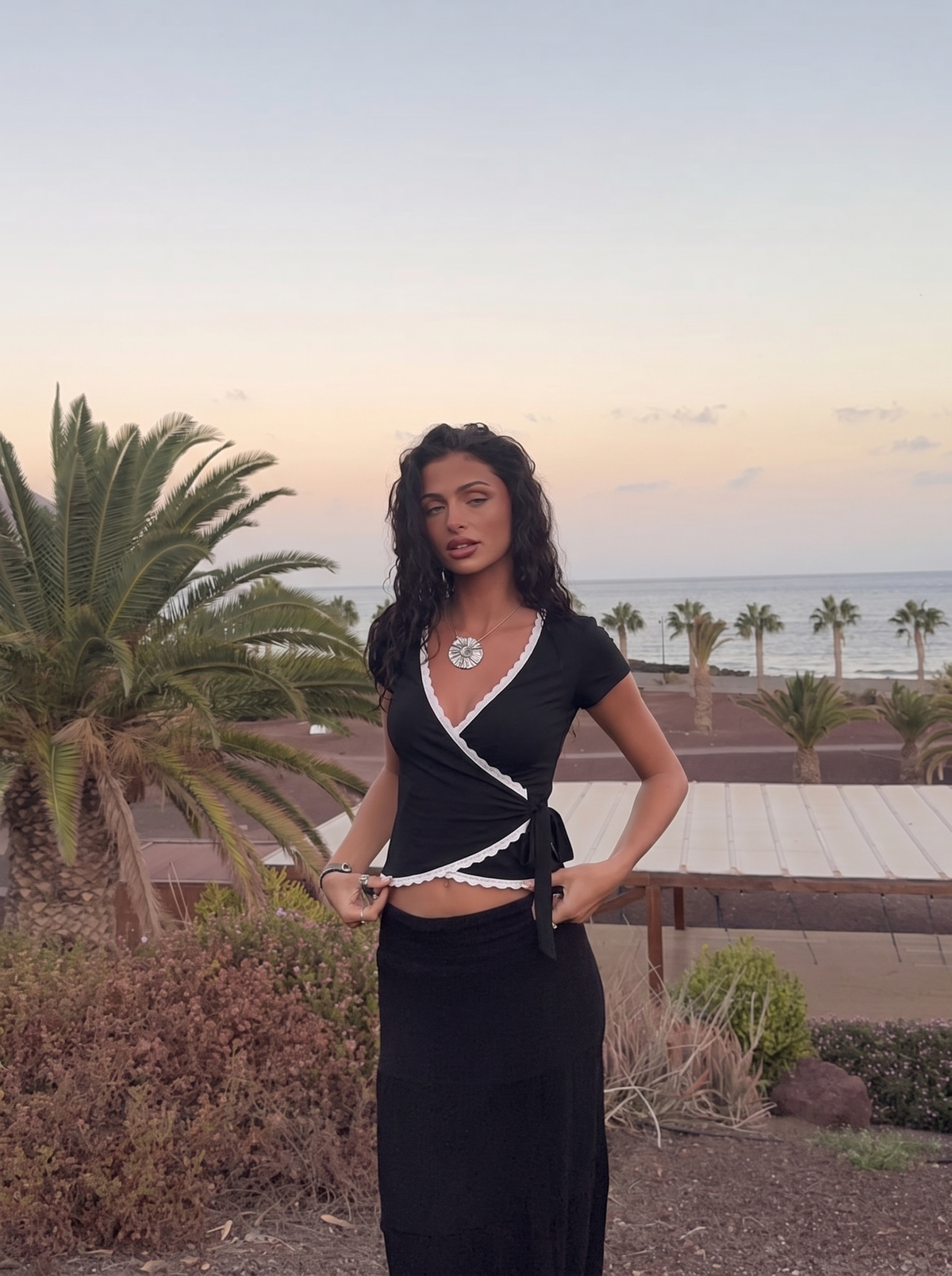 SCALLOP TRIM WRAP TOP