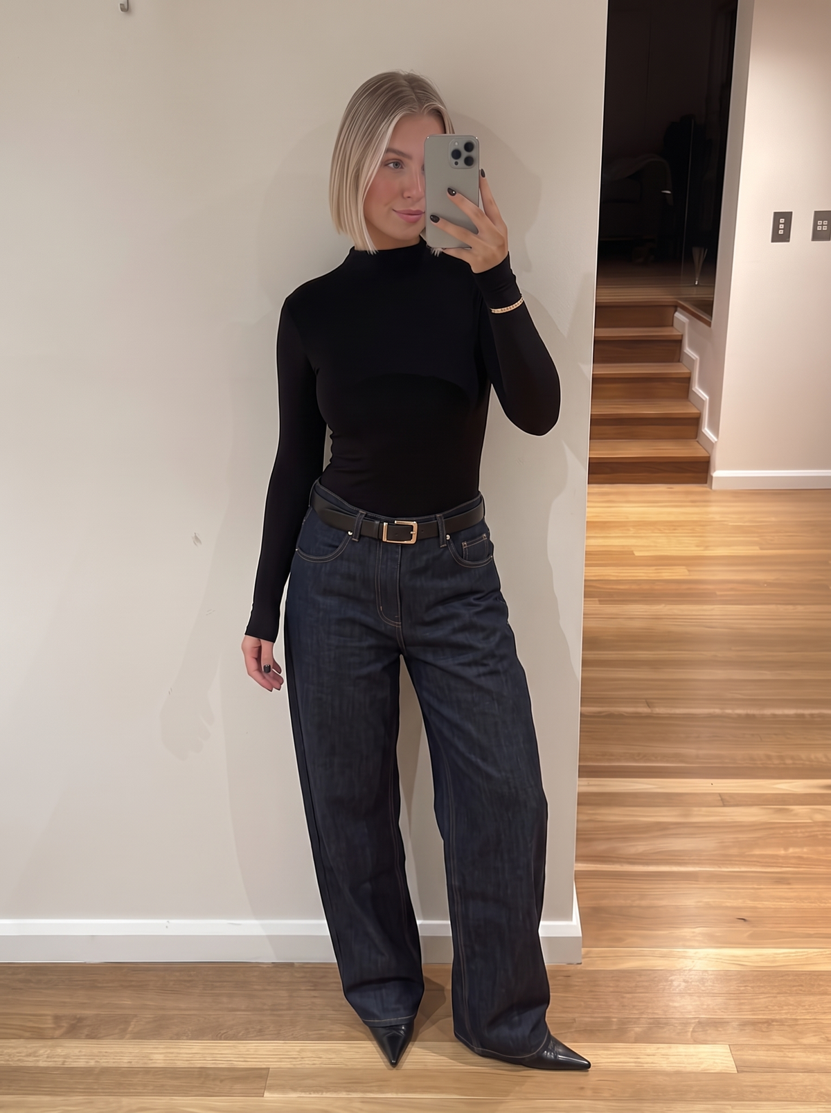 BARREL LEG RAW DENIM JEANS